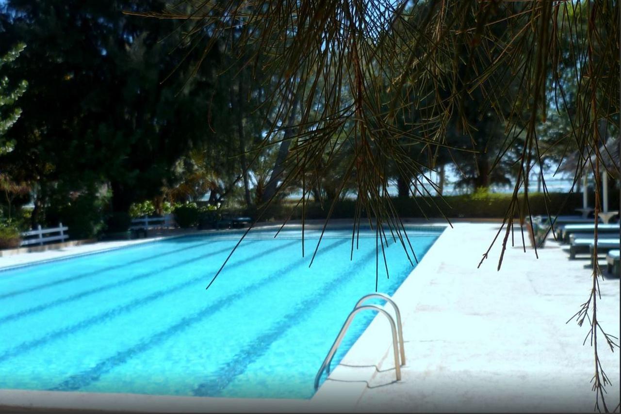 Diamarek Hotel Sur La Plage Saint-Louis Extérieur photo