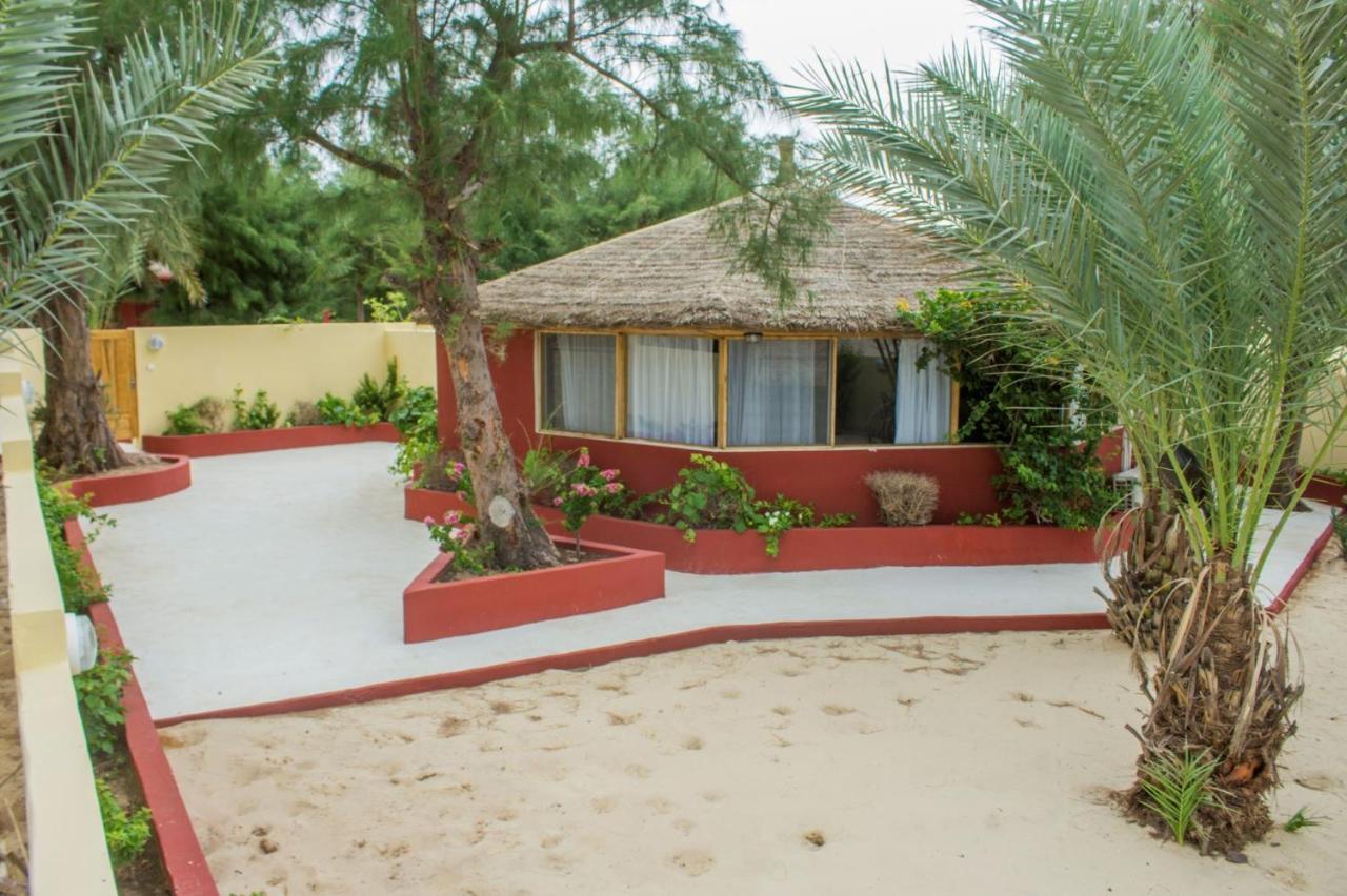 Diamarek Hotel Sur La Plage Saint-Louis Extérieur photo