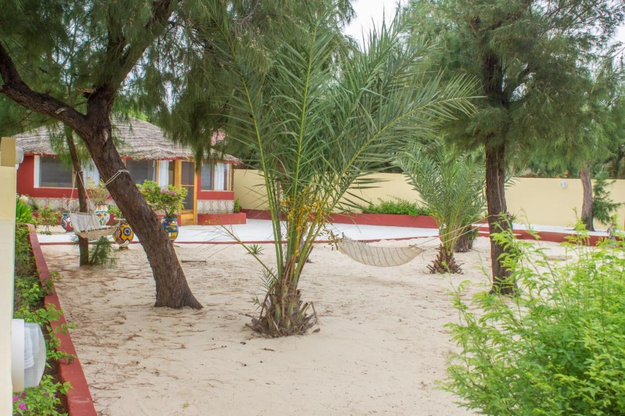 Diamarek Hotel Sur La Plage Saint-Louis Extérieur photo